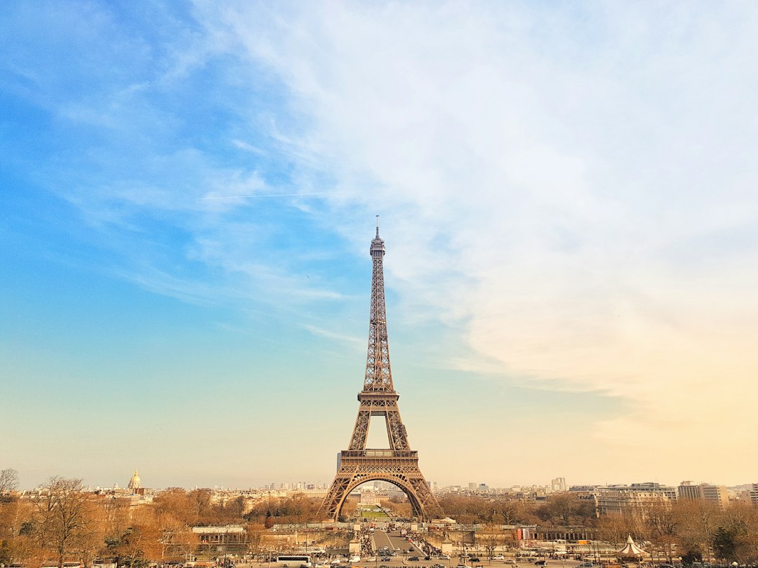 Flights to Paris France